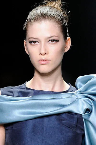Look 7